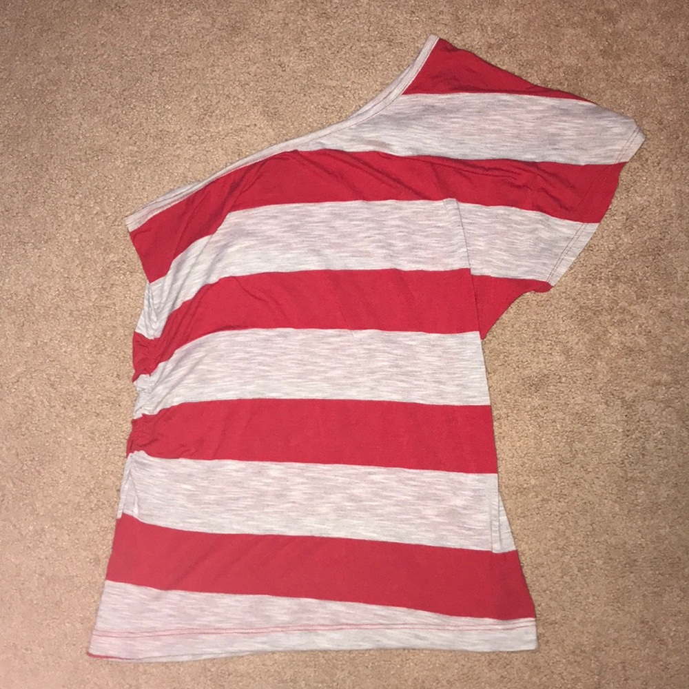 NWOT one shoulder T-shirt